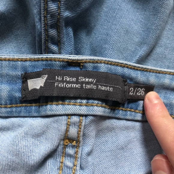 Levi’s Hi Rise Skinny Jeans - Picture 4 of 7